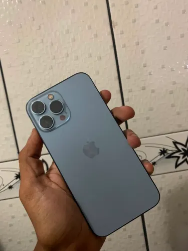 iPhone 13 Pro Max azul