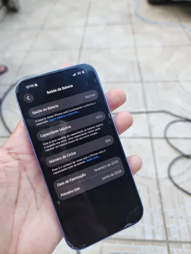 iPhone 16