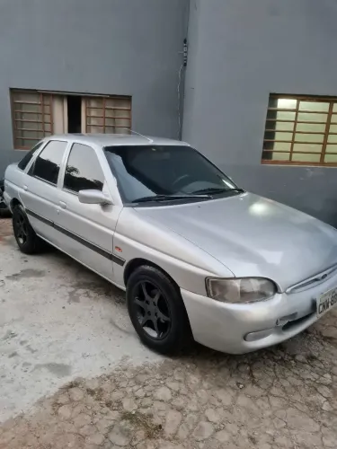 Ford Escort GLX 1.8i 16V 4P 1998