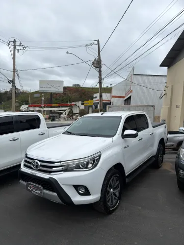 Toyota Hilux CD SRX 4X4 2.8 TDI 16V Diesel Aut. 2018