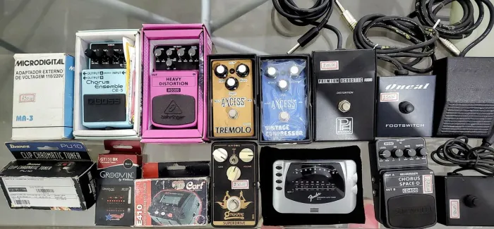 Pedais para guitarra violão etc cada um tem um preço!
