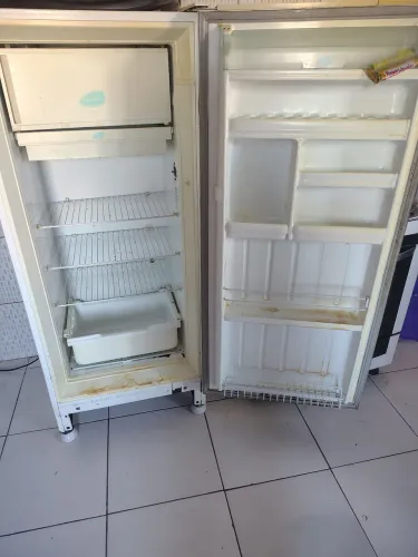 Geladeira usada