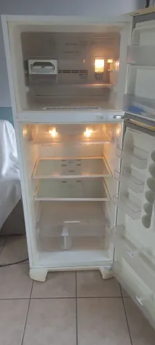 Geladeira Frost Free Electrolux estado de nova