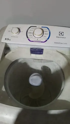 Máquina de lavar roupa Eletrolux