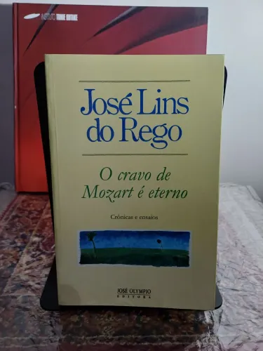 Livro O Cravo de Mozart é eterno, NOVO, edição de 2004.
