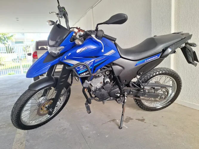 Lander 250 - Único dono