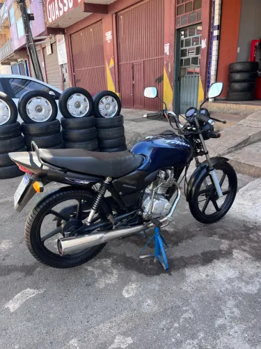 Vendo titan 125 em dias