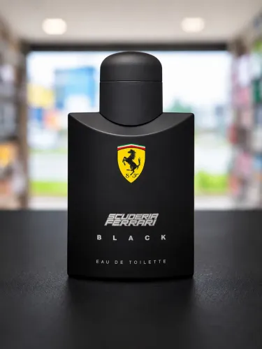 Scuderia Ferrari Black