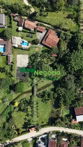 CHÁCARA FORMADA COM BELO POMAR E ESTRUTURA COMPLETA NO RIBEIRÃO GRANDE EM PINDAMONHANGABA-