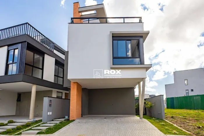 Casa em condomínio clube, 3 suítes à venda - Santa Cândida - Curitiba/PR