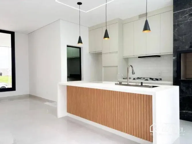 Casa térrea à venda no Condomínio Maria Cândida em Indaiatuba-SP!