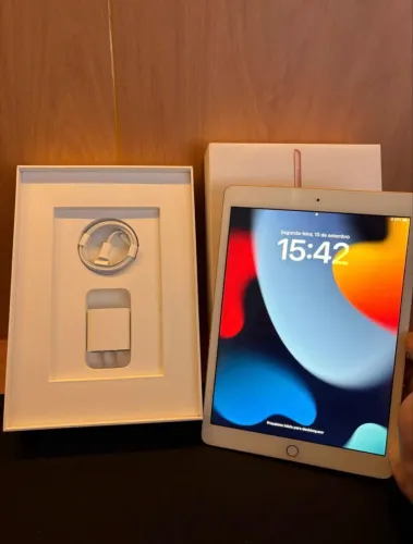 iPad 8º Geração - Rosê Impecável! 
