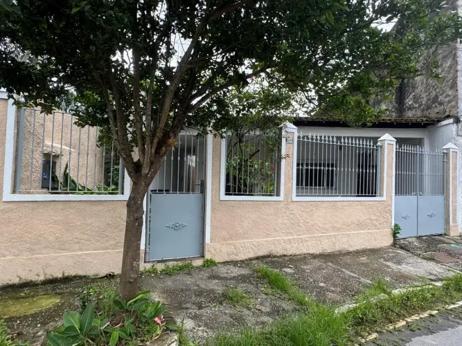 Imóvel para aluguel possui 140 metros quadrados com 4 quartos em Alto Cajueiros - Macaé -