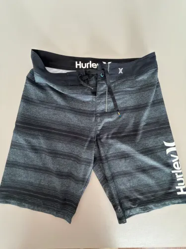Bermuda Hurley Tam 40