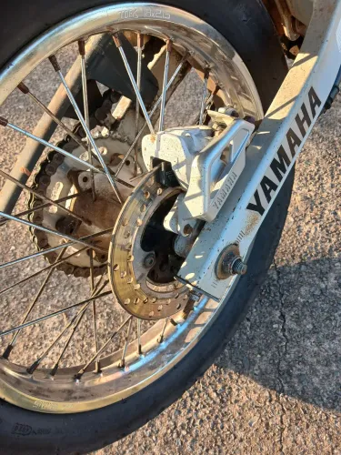 Vende-se Yamaha
