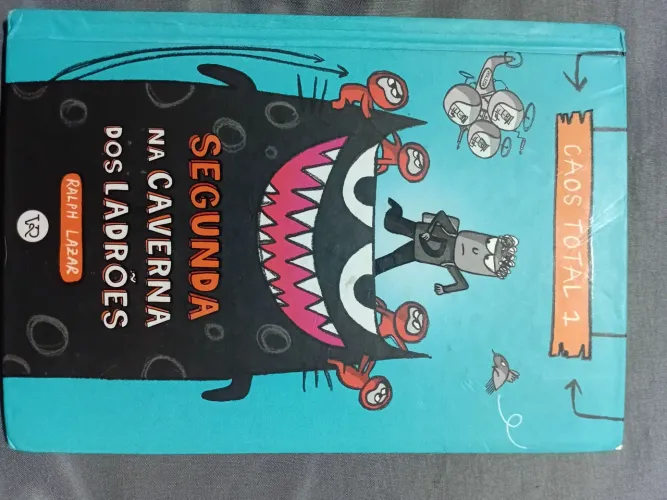Livro Segunda na caverna dos Ladrões caos total 1