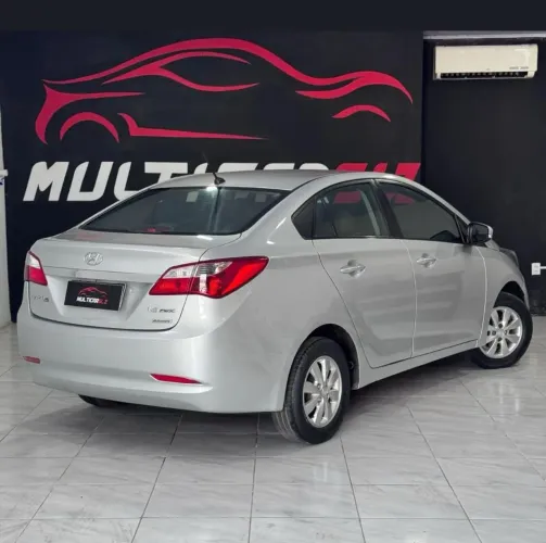 Hyundai HB20S C.style/c.plus1.6 Flex 16V Aut. 4P 2015