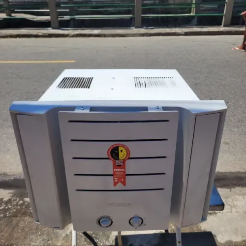 Ar Condicionado Springer 10000 BTUs Janela Mecânico - 220v