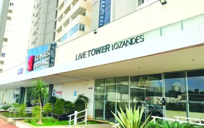 Sala comercial de 61m² Trade Tower Lozandes