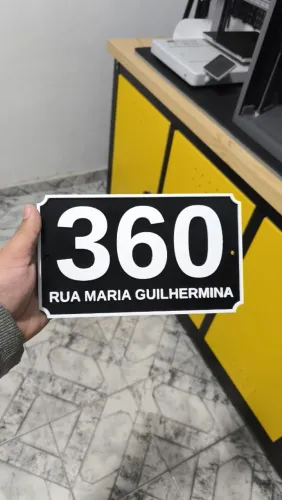 Placa numérica Residencial com nome da rua 22x13 cm