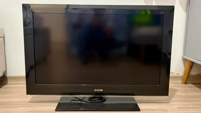 TV 32 polegadas CCE