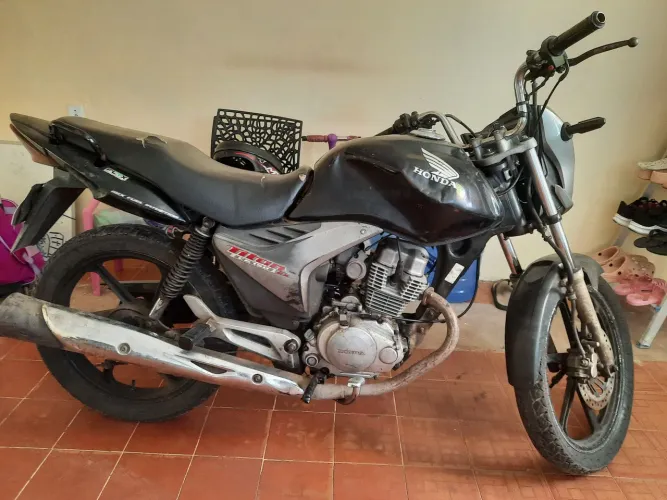 VENDO TITAN 150 2013