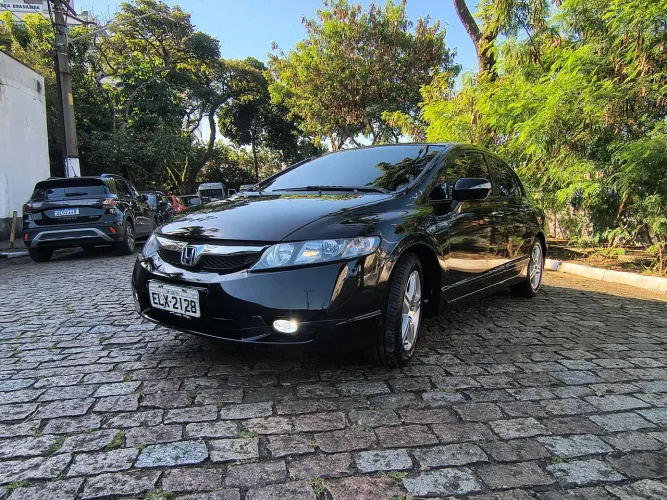 Honda Civic Sedan EXS 1.8/1.8 Flex 16V Aut. 4P 2010