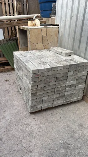 12 metros de Pavers para calçamento.