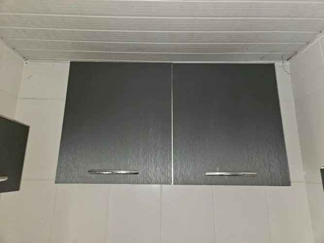 ARMÁRIO DE COZINHA