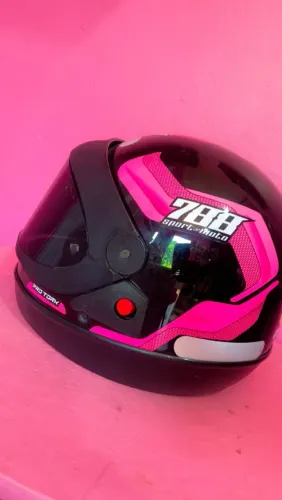 Capacete