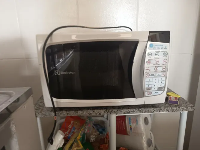 MICROONDAS 220V