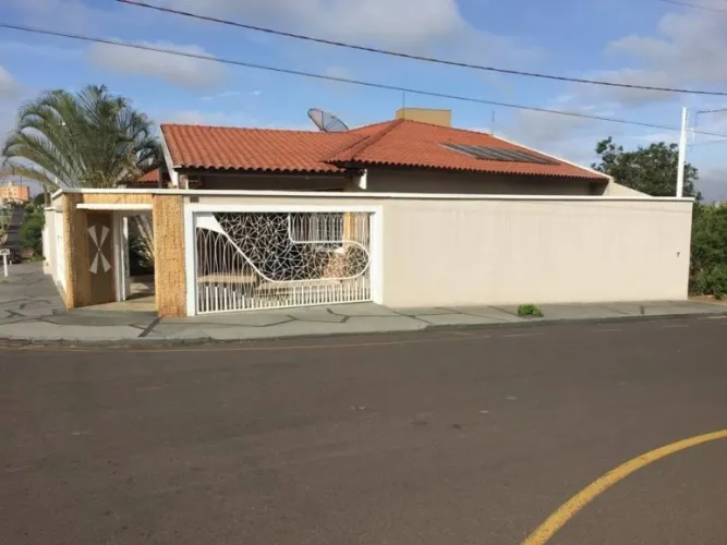 Casa 401 m² - Centro - José Bonifácio - SP
