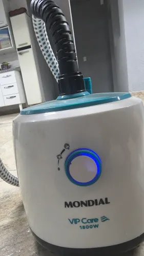 Passadeira a vapor vip Care mondial