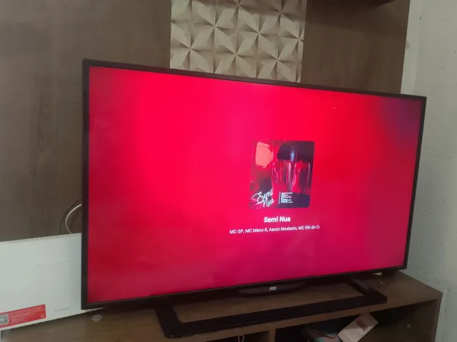 SMART TV 32 POLEGADAS - a venda
