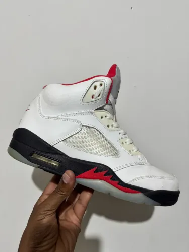 Air Jordan 5