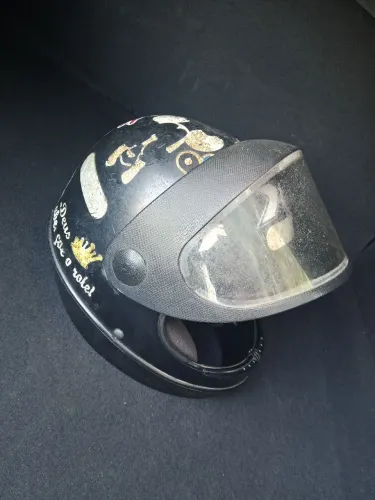 capacete Gow