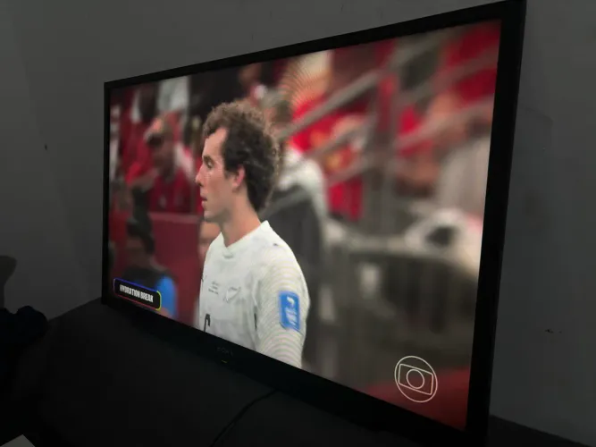TELEVISÃO 42 polegadas