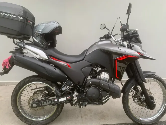 Yamaha XTZ 250 Lander Connected 2025