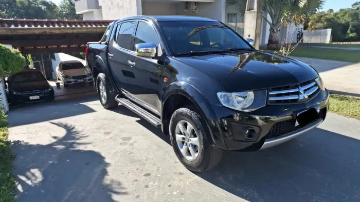 Mitsubishi L200 Triton HPE 3.2 CD TB Int.diesel AUT 2011
