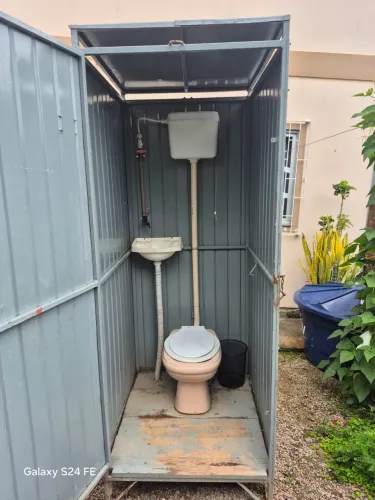 Vendo Banheiro Container