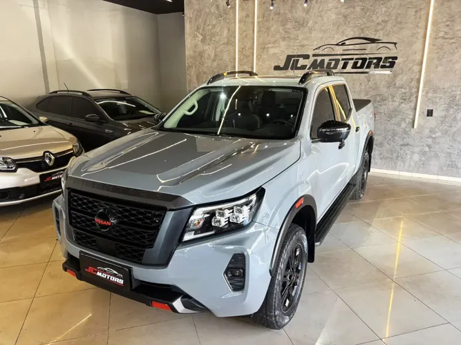 Nissan Frontier Pro4x CD 4X4 2.3 Bi-TB Die. AUT 2023