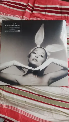 VINIL ARIANA GRANDE DANGEROUS WOMAN EDIÇÃO 10 ANOS