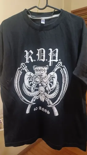 Camiseta RATOS DE PORÃO - TAM P Veste M também 