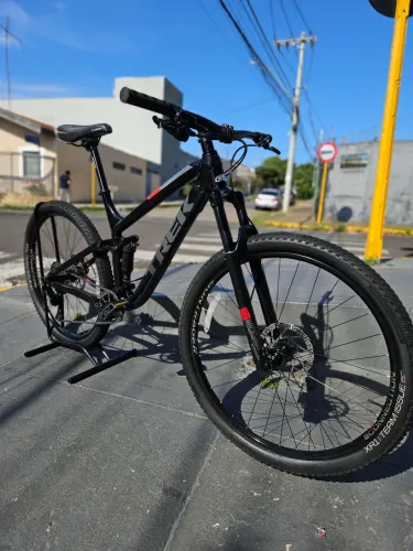 Trek EX5 Full Suspension /19,5"