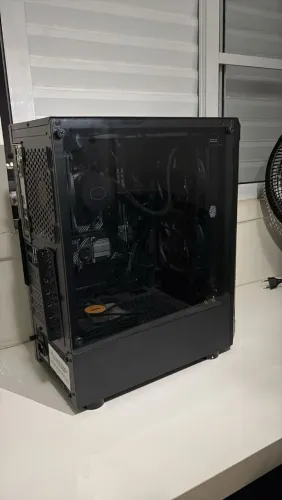 Computador com i7 10700k 32giga de RAM 512gb ssd