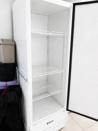 Freezer Vertical Braslar 500L Porta Cega - Ótimo estado