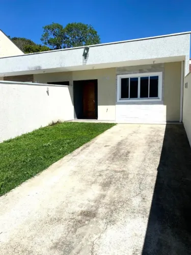 CASA 3 QUARTOS (1 SUÍTE) ABRANCHES