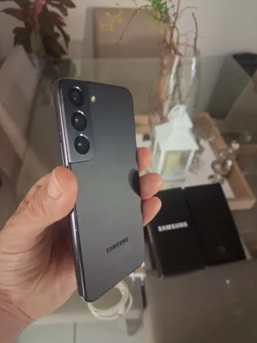 Samsung S22 256gb 8 de ram