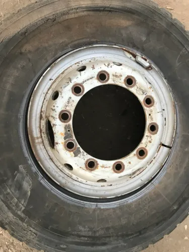 Roda de Caminhão originais Mercedes 1000x20 sem trincas ou amaçados R$ 229,00