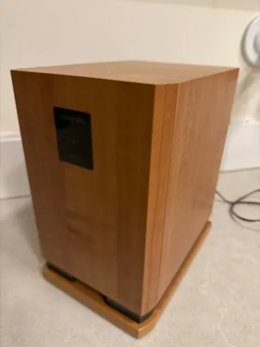 Onkyo - CD - MD - FM - Subwoofer 8"